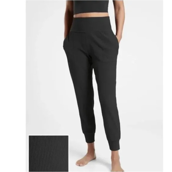 Athleta Pants - ATHLETA Black Spandex SALUTATION RIB JOGGER Gym‎ Yoga Pants Sz Women's S